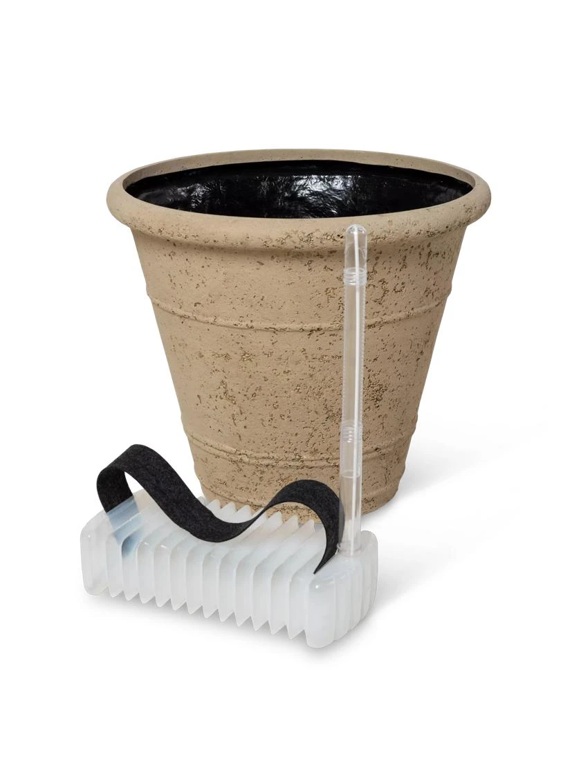Self-Watering LavaStoneĀ® Anson Pot - Image 6